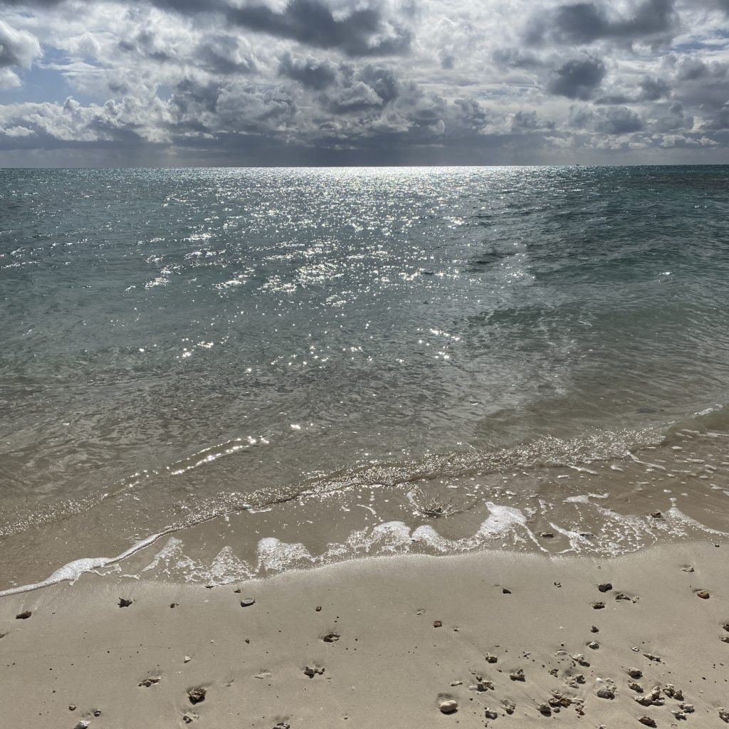 【那覇からいける離島】久米島観光2泊3日女ひとり旅🦐おすすめホテル、居酒屋もご紹介！